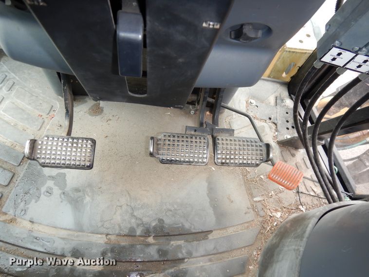 image for item DH8889 New Holland TS110  tractor