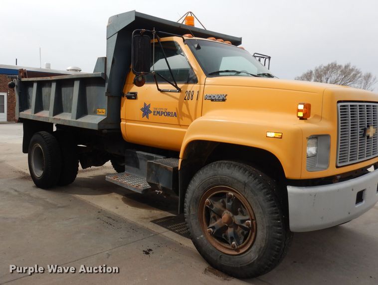 image for item DH8945 1990 Chevrolet Scottsdale  dump truck
