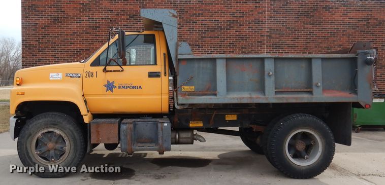 image for item DH8945 1990 Chevrolet Scottsdale  dump truck