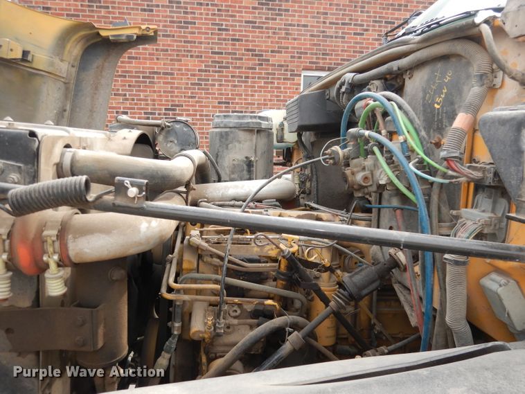 image for item DH8945 1990 Chevrolet Scottsdale  dump truck