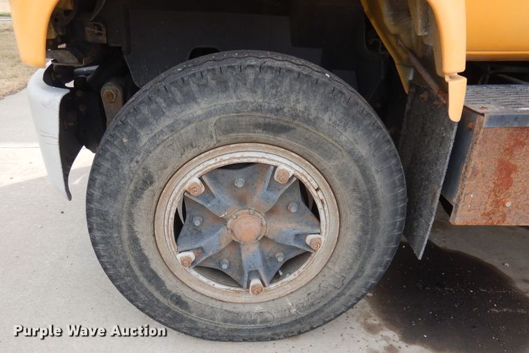 image for item DH8945 1990 Chevrolet Scottsdale  dump truck