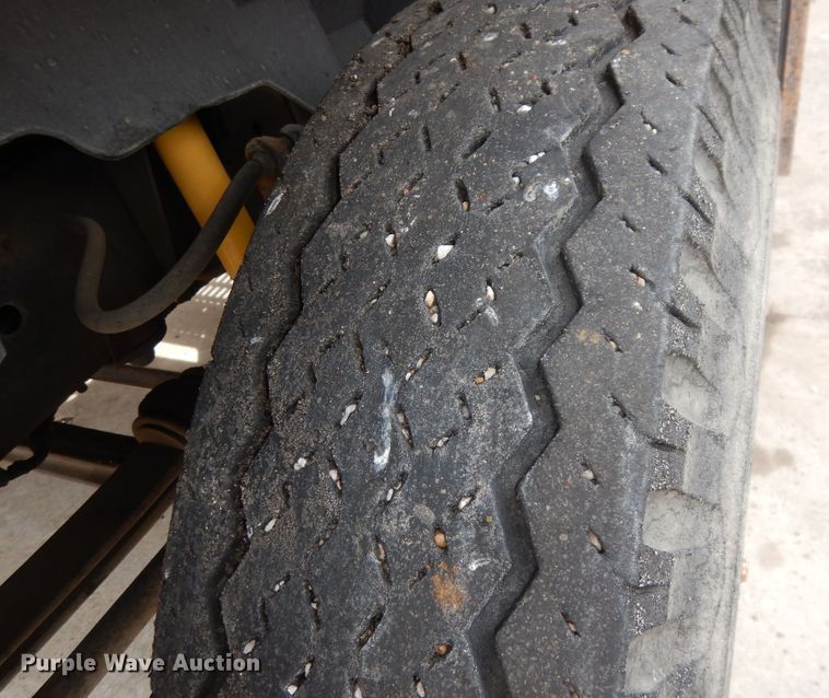 image for item DH8945 1990 Chevrolet Scottsdale  dump truck