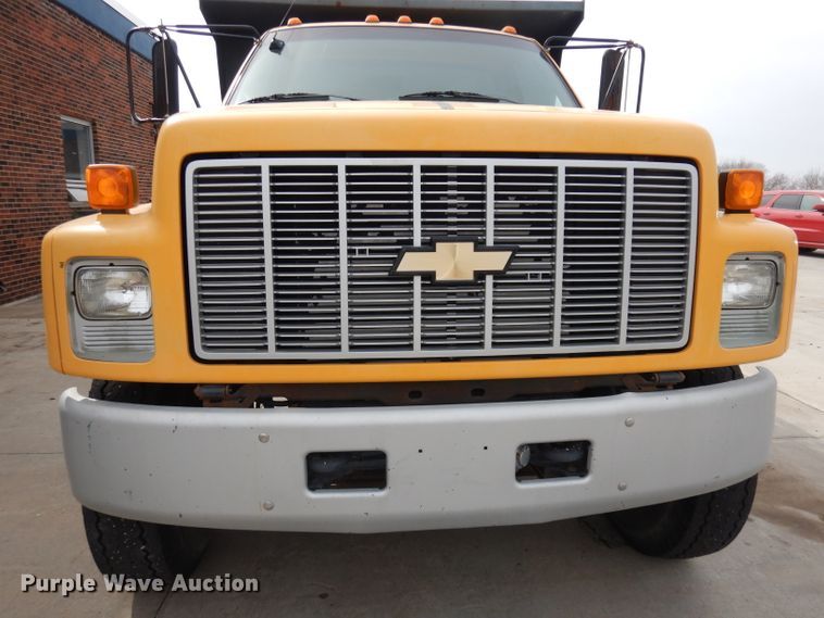 image for item DH8945 1990 Chevrolet Scottsdale  dump truck