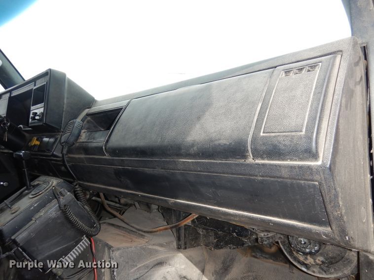 image for item DH8945 1990 Chevrolet Scottsdale  dump truck