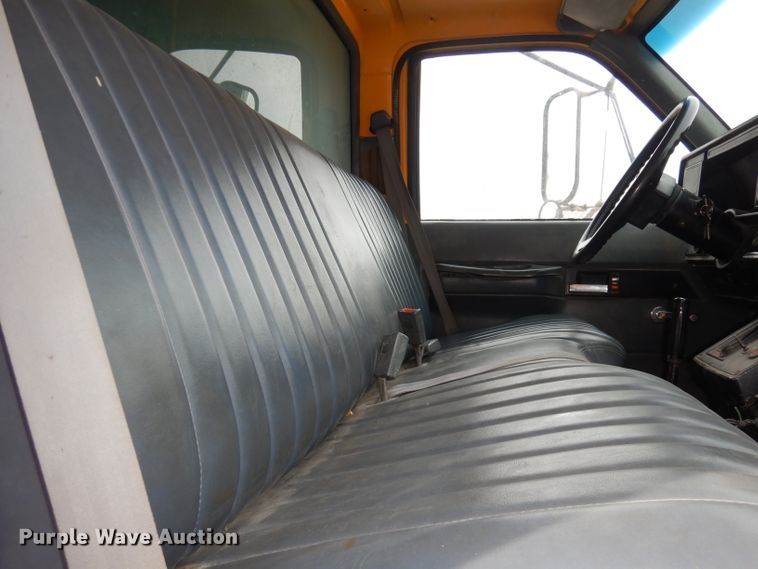 image for item DH8945 1990 Chevrolet Scottsdale  dump truck