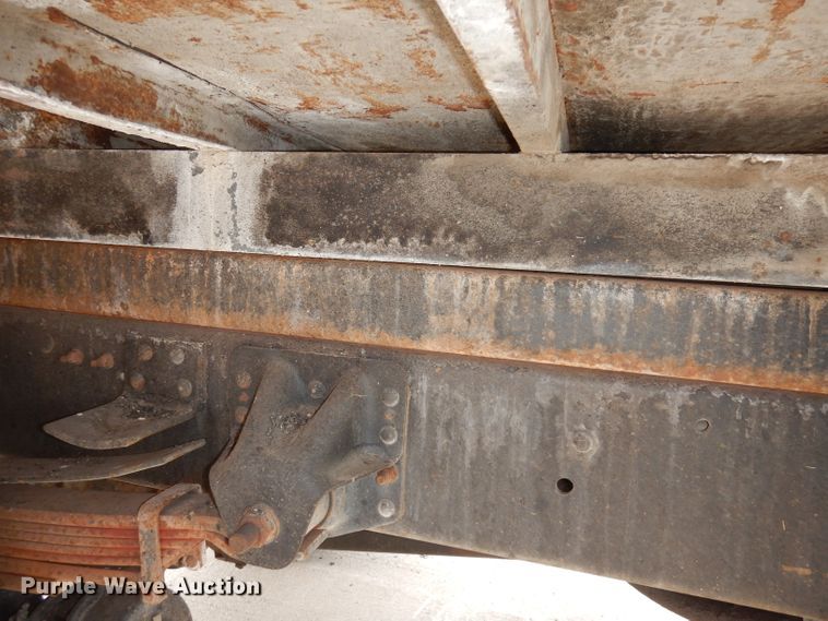 image for item DH8945 1990 Chevrolet Scottsdale  dump truck