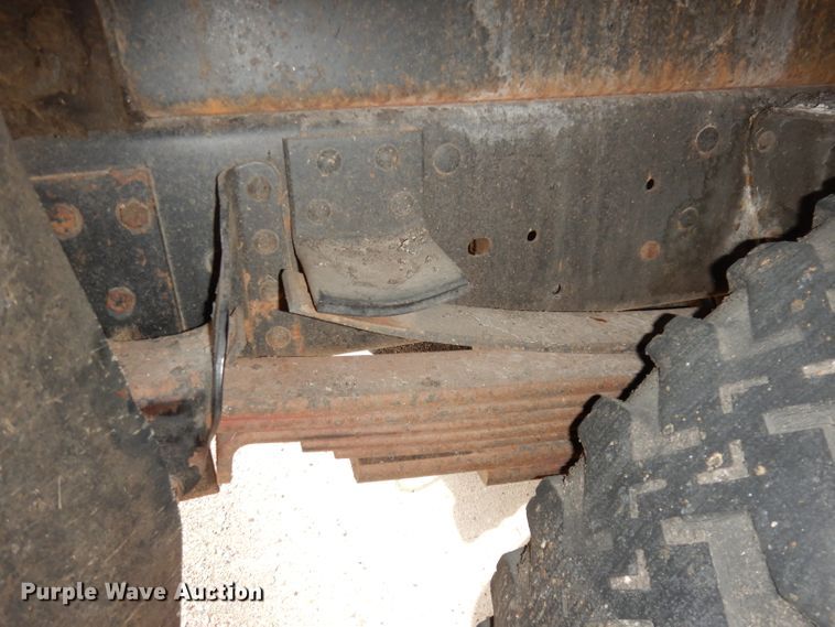 image for item DH8945 1990 Chevrolet Scottsdale  dump truck