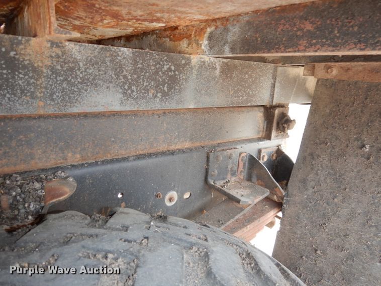 image for item DH8945 1990 Chevrolet Scottsdale  dump truck