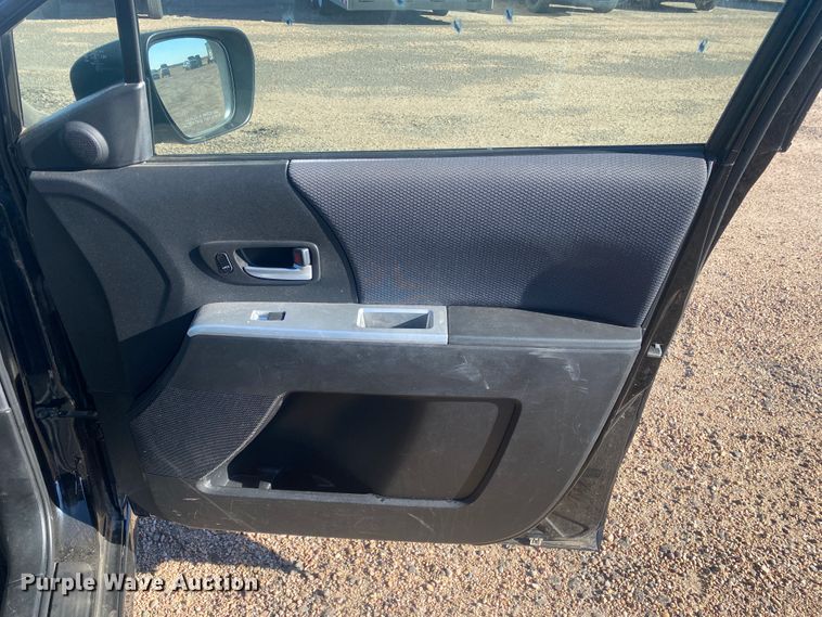 image for item DJ7583 2007 Mazda Mazda5