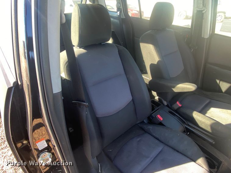 image for item DJ7583 2007 Mazda Mazda5