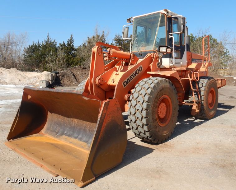 image for item DK4371 2001 Daewoo Mega 250 III  wheel loader