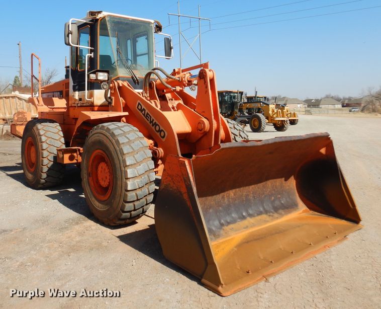 image for item DK4371 2001 Daewoo Mega 250 III  wheel loader