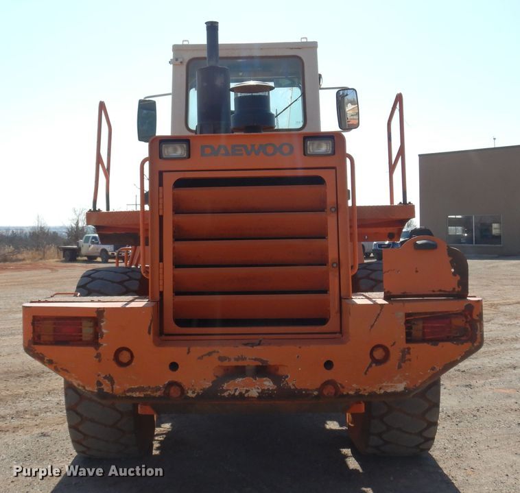 image for item DK4371 2001 Daewoo Mega 250 III  wheel loader