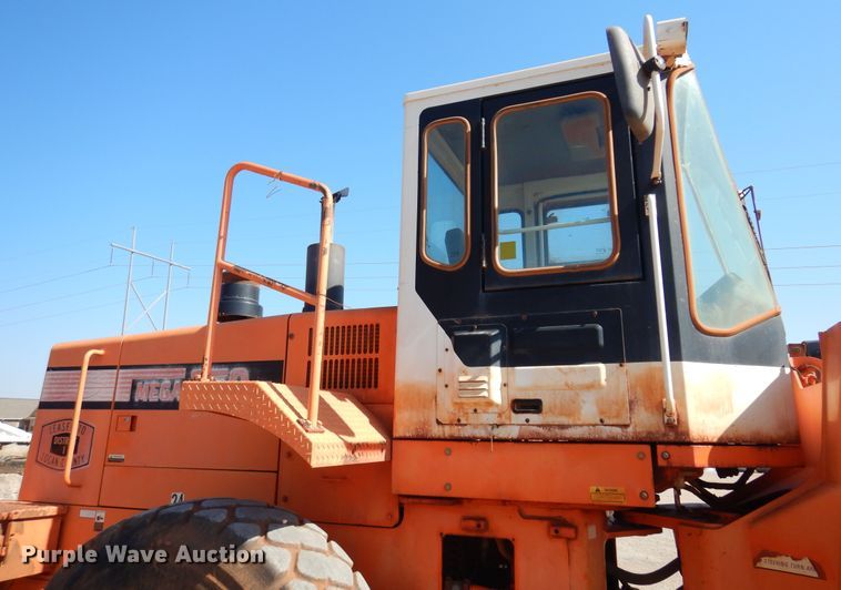 image for item DK4371 2001 Daewoo Mega 250 III  wheel loader