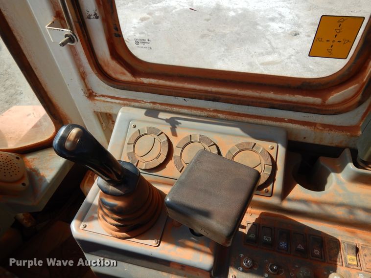 image for item DK4371 2001 Daewoo Mega 250 III  wheel loader