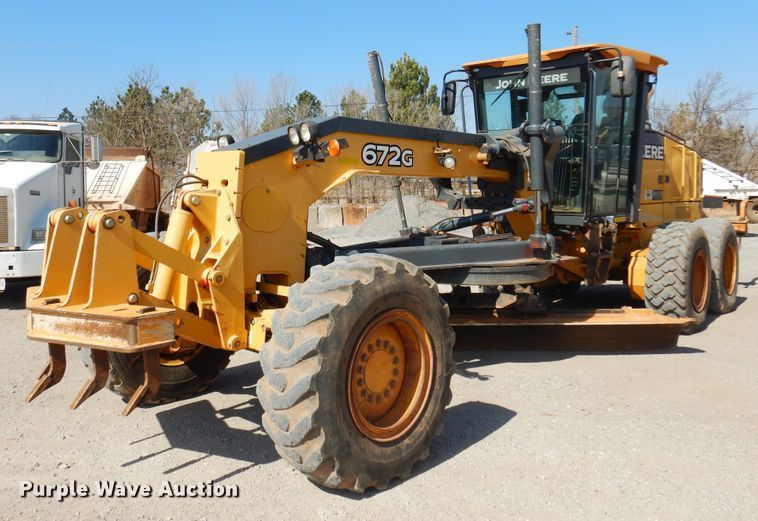 image for item DK4372 2012 John Deere 672G  motor grader