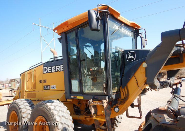 image for item DK4372 2012 John Deere 672G  motor grader