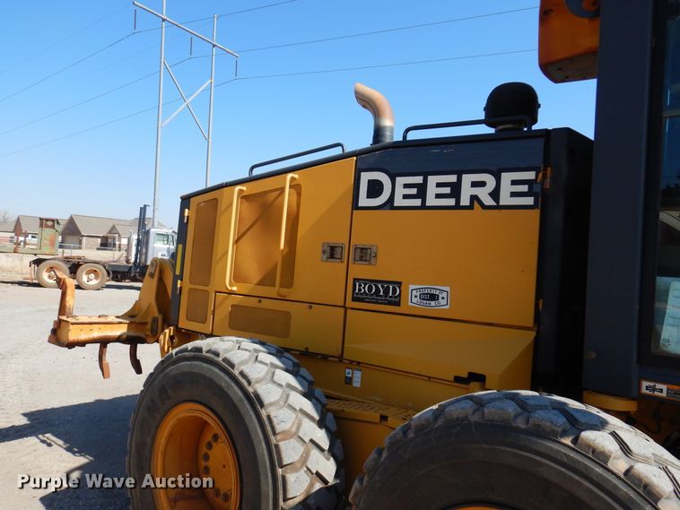 image for item DK4372 2012 John Deere 672G  motor grader