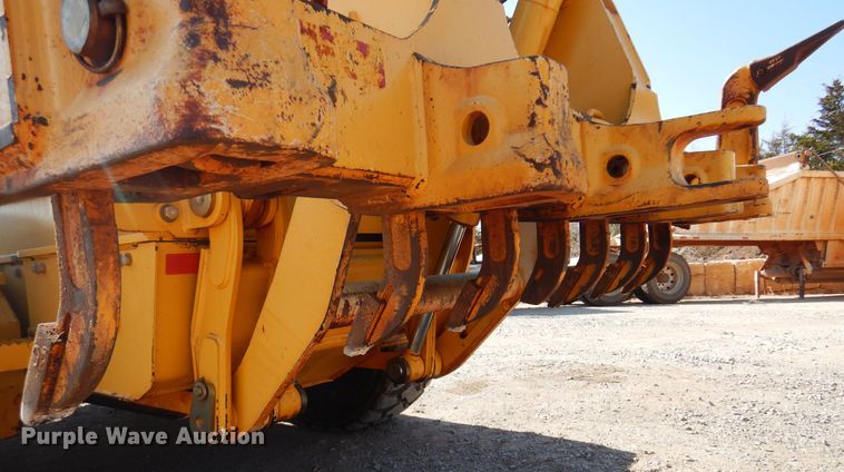 image for item DK4372 2012 John Deere 672G  motor grader