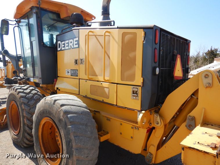 image for item DK4372 2012 John Deere 672G  motor grader