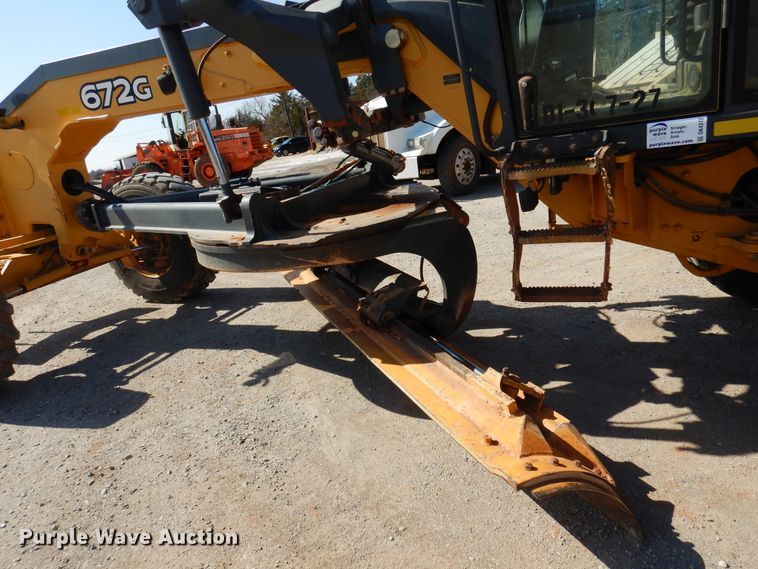 image for item DK4372 2012 John Deere 672G  motor grader