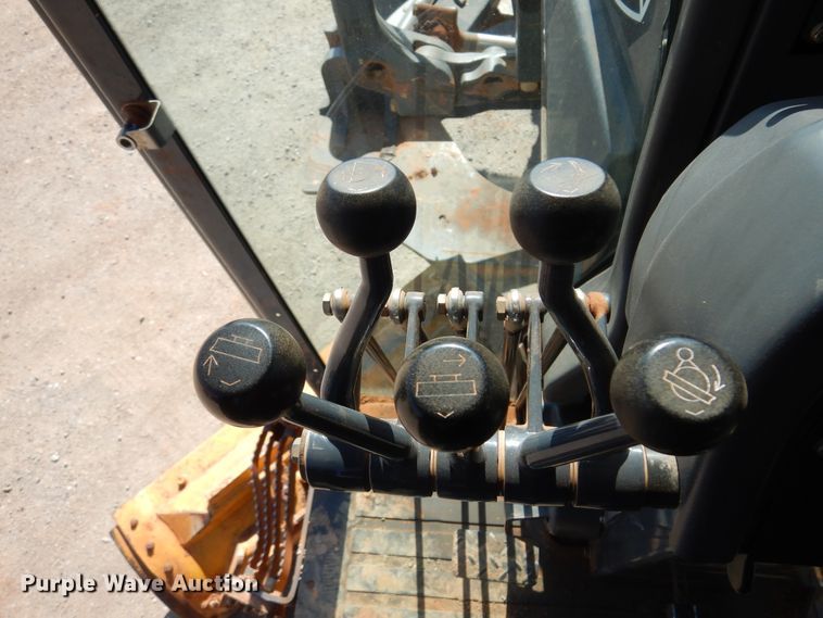 image for item DK4372 2012 John Deere 672G  motor grader