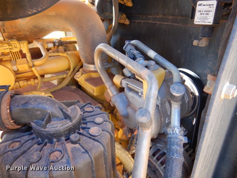 image for item DK4372 2012 John Deere 672G  motor grader