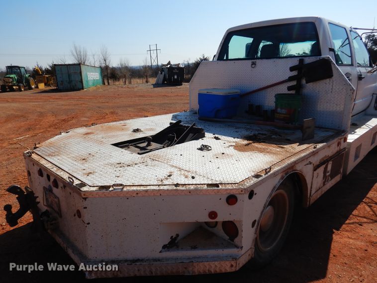 image for item DK4377 1997 GMC C5500  flatbed truck