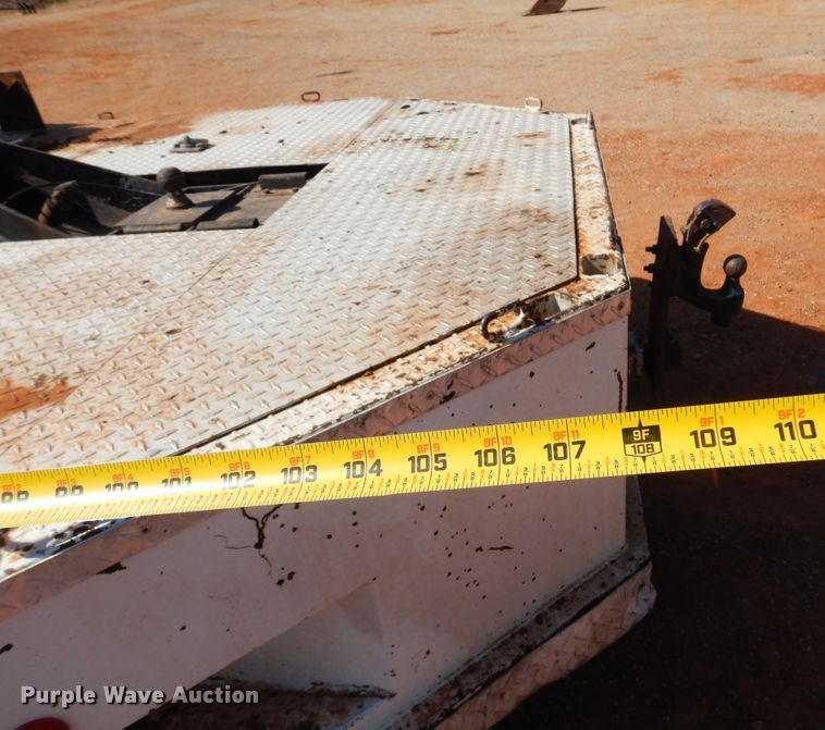 image for item DK4377 1997 GMC C5500  flatbed truck