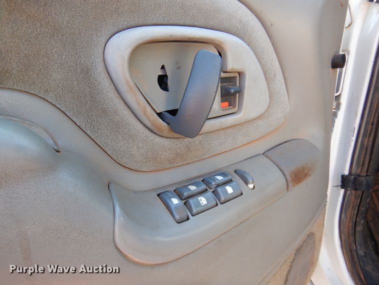 image for item DK4377 1997 GMC C5500  flatbed truck