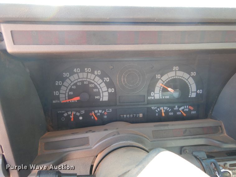 image for item DK4377 1997 GMC C5500  flatbed truck