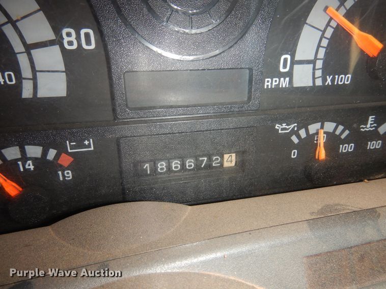 image for item DK4377 1997 GMC C5500  flatbed truck