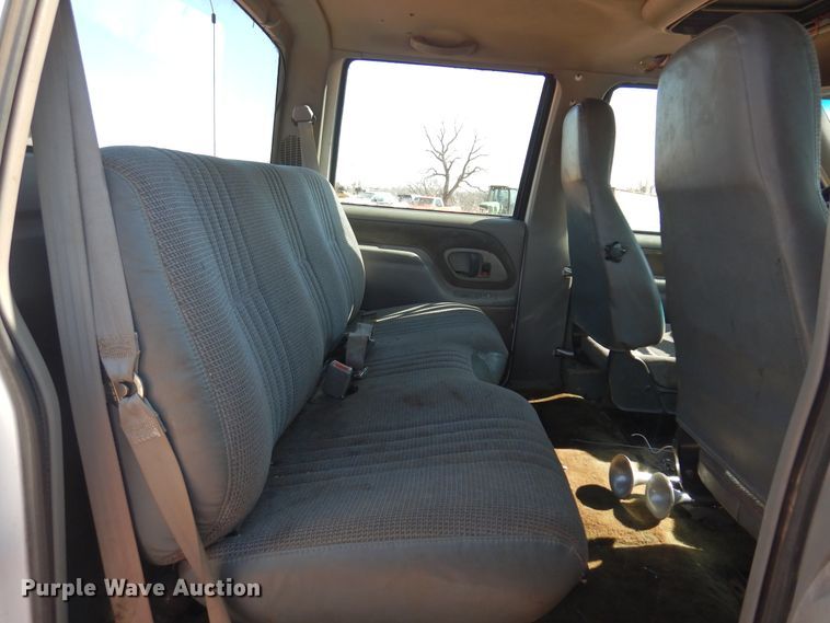 image for item DK4377 1997 GMC C5500  flatbed truck