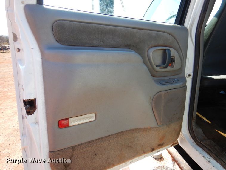 image for item DK4377 1997 GMC C5500  flatbed truck