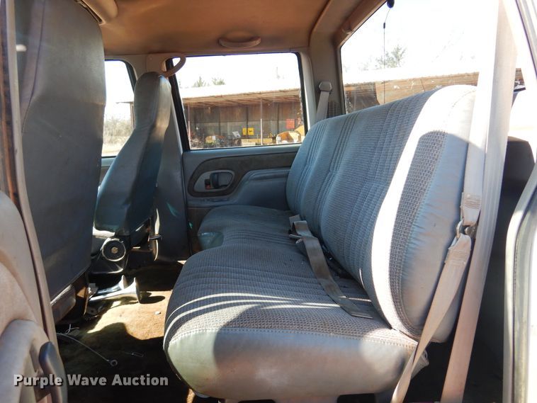 image for item DK4377 1997 GMC C5500  flatbed truck