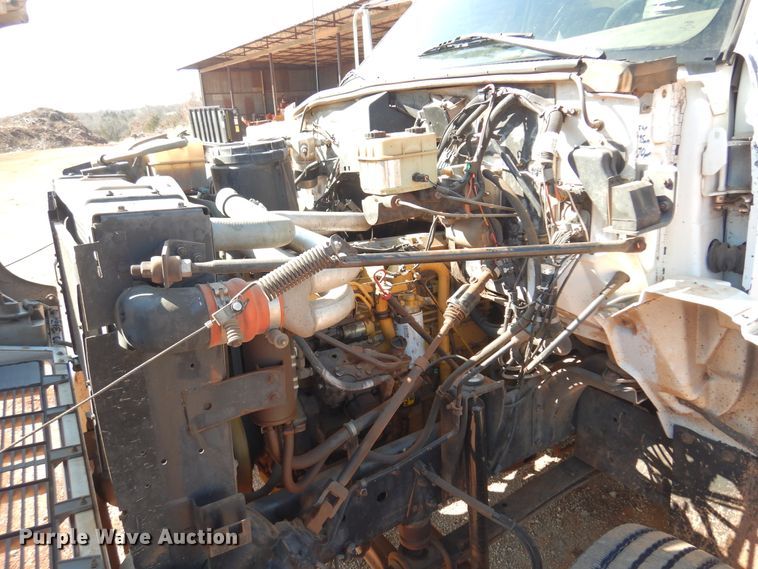 image for item DK4377 1997 GMC C5500  flatbed truck