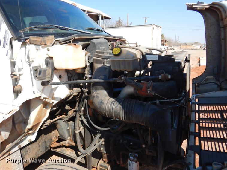 image for item DK4377 1997 GMC C5500  flatbed truck