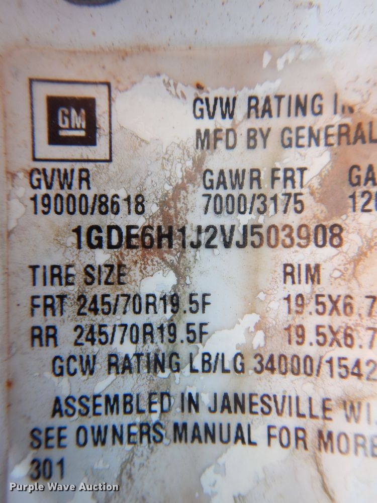 image for item DK4377 1997 GMC C5500  flatbed truck