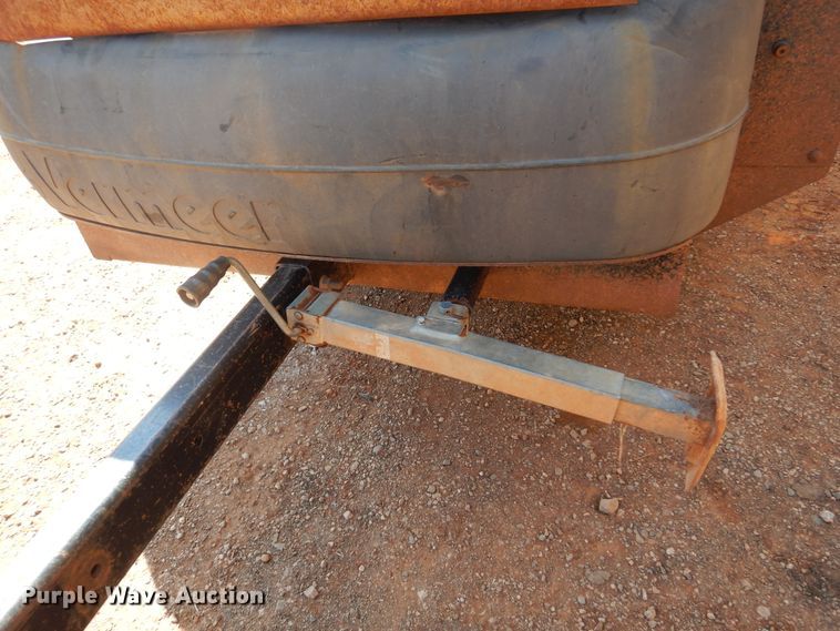 image for item DK4379 2005 Vermeer BC1400 XL  wood chipper