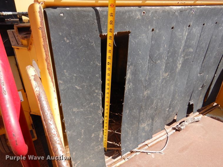 image for item DK4379 2005 Vermeer BC1400 XL  wood chipper