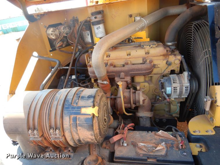 image for item DK4379 2005 Vermeer BC1400 XL  wood chipper