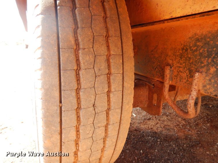 image for item DK4379 2005 Vermeer BC1400 XL  wood chipper