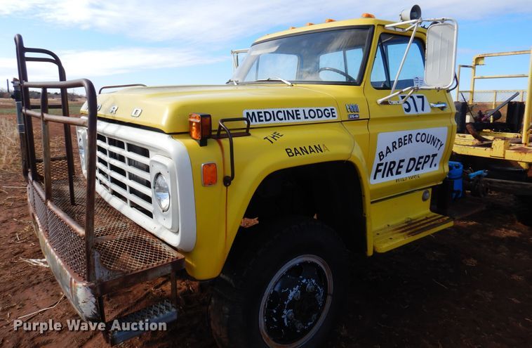 image for item DK4410 1979 Ford F600  flatbed truck