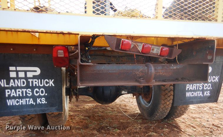 image for item DK4410 1979 Ford F600  flatbed truck