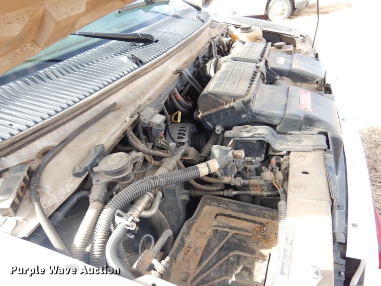 image for item DK4412 2003 Ford E450 Super Duty  ambulance