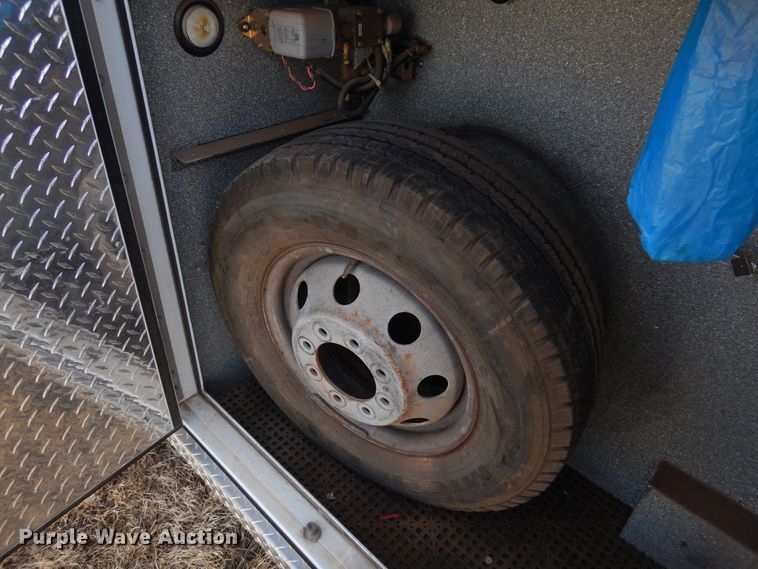 image for item DK4412 2003 Ford E450 Super Duty  ambulance