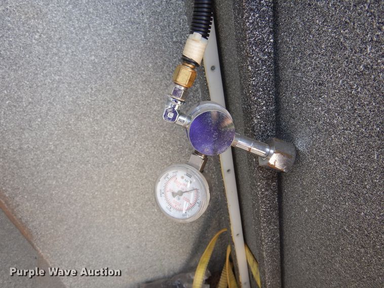 image for item DK4412 2003 Ford E450 Super Duty  ambulance