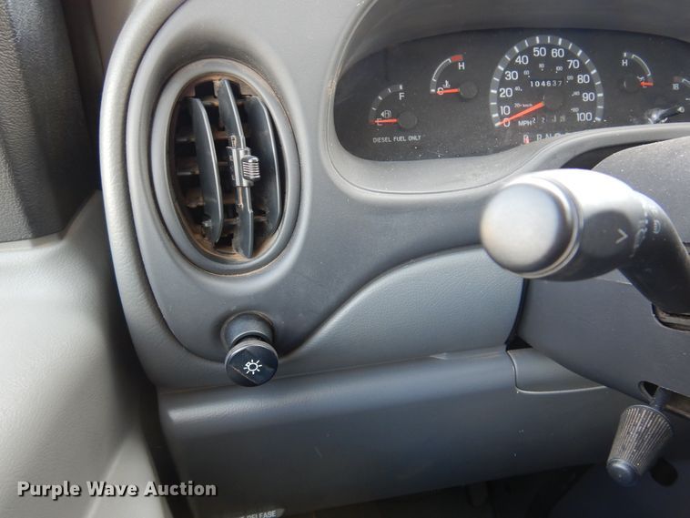 image for item DK4412 2003 Ford E450 Super Duty  ambulance