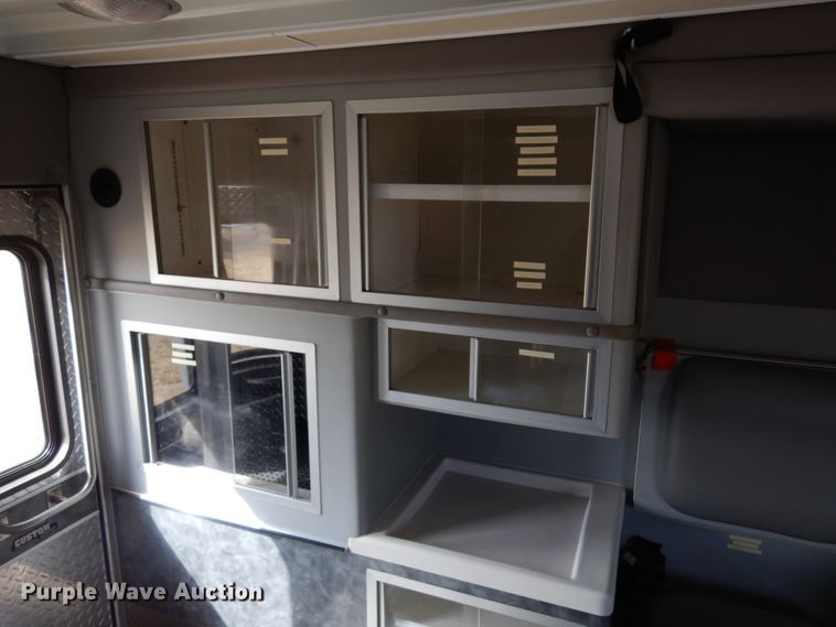 image for item DK4412 2003 Ford E450 Super Duty  ambulance