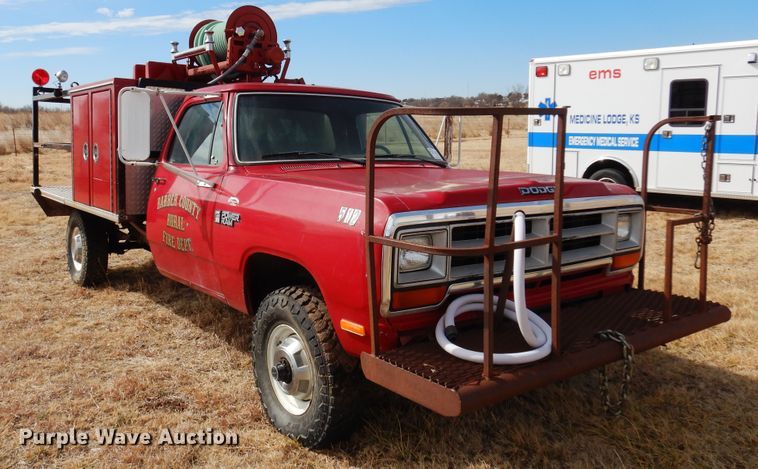 image for item DK4413 1989 Dodge W350  brush fire truck